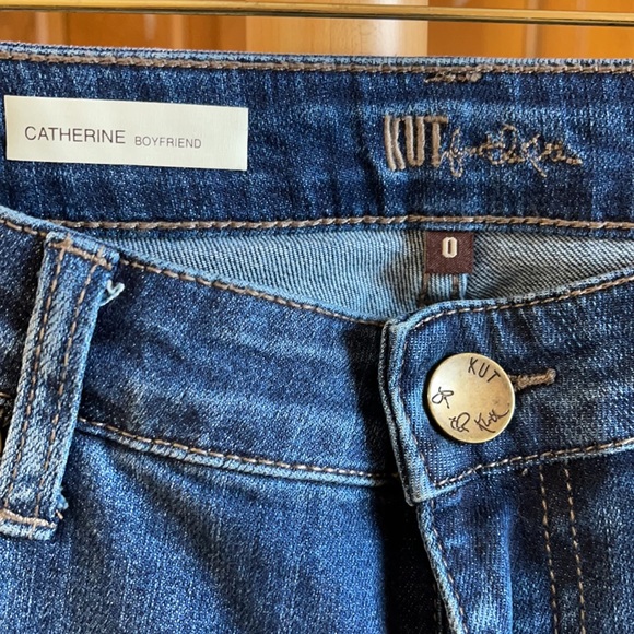 Kut from the Kloth Catherine Boyfriend size 0 - Picture 5 of 10